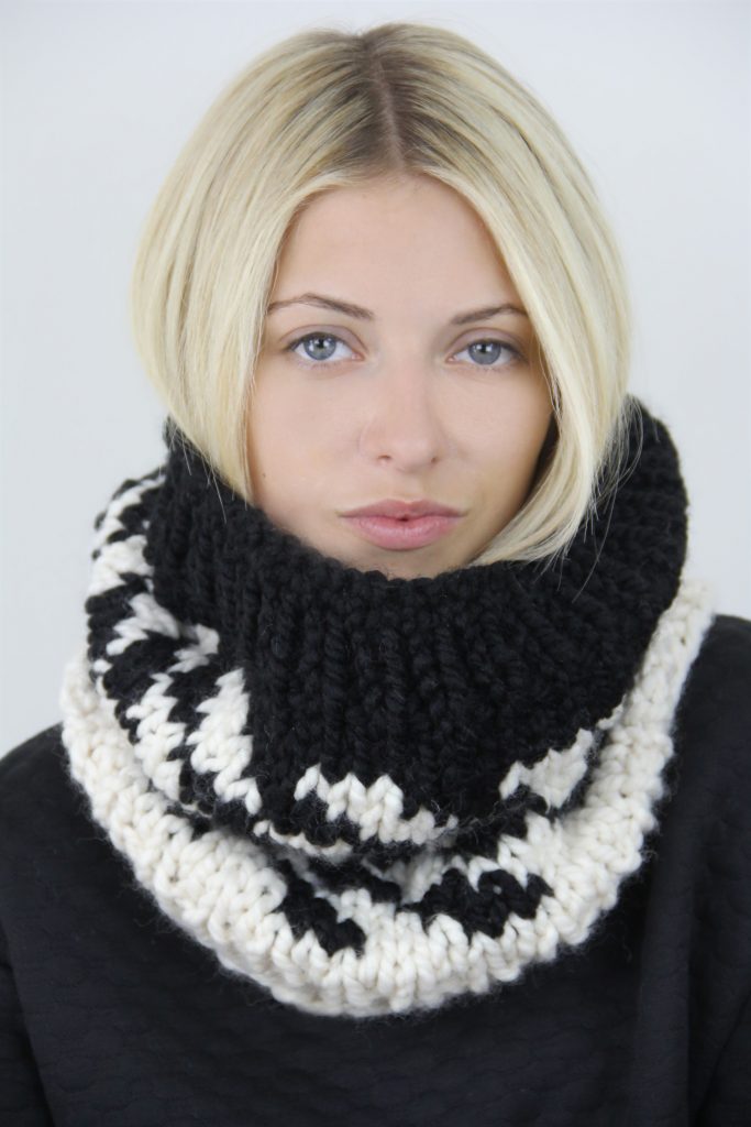 houndstoothcowl3_grey