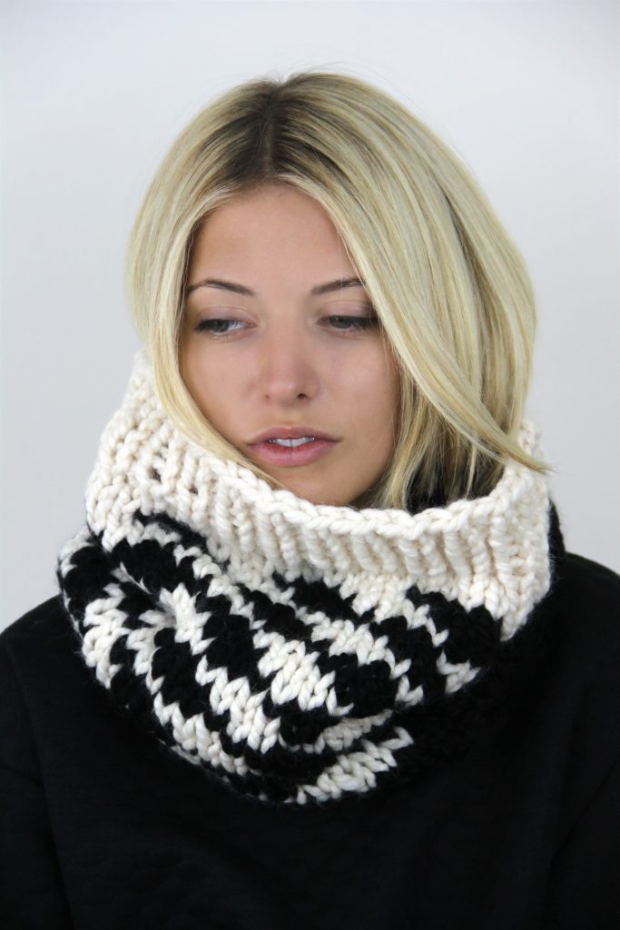 houndstoothcowl_grey